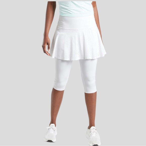 ATHLETA - NWOT -A Game 2 In 1 Crop In White. Size XL - Picture 3 of 15